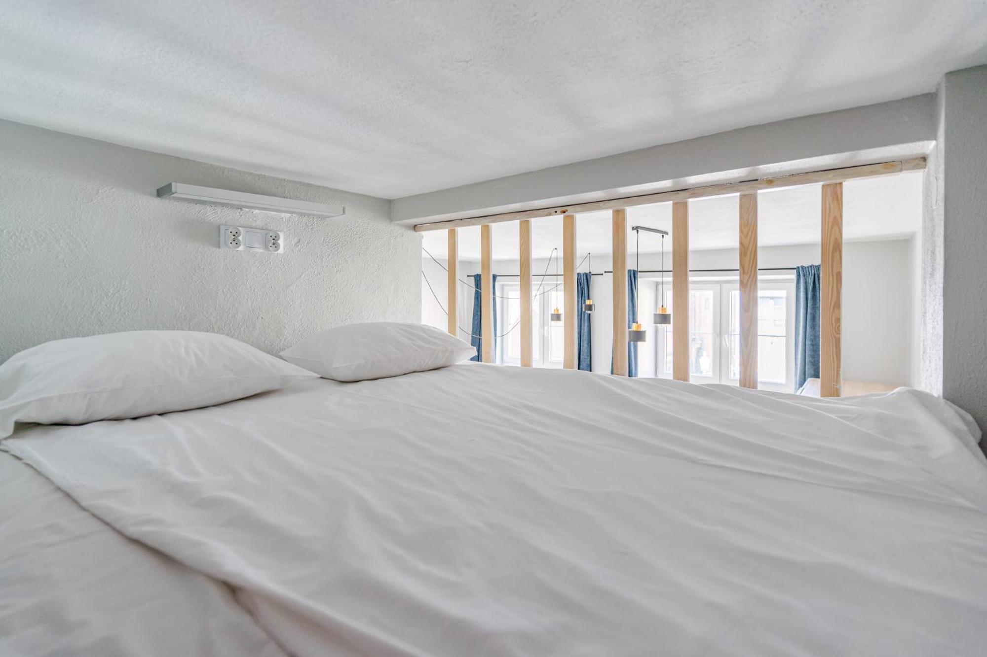 Golden Gate By Loft Apartments — Photos 3